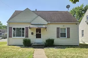 912 E Archwood Ave, Akron, OH 44306 - Photo 1