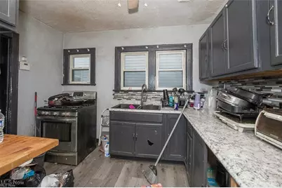 13407 Third Avenue, East Cleveland, OH 44112 - Photo 17