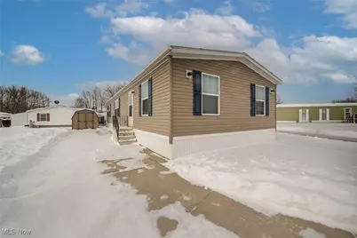 348 Robin Drive, Elyria, OH 44035 - Photo 5