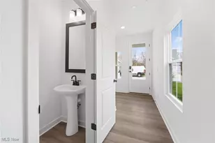 5062 Shepherds Gln, Willoughby, OH 44094 - Photo 19