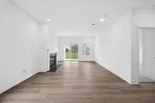 5062 Shepherds Gln, Willoughby, OH 44094 - Photo 3