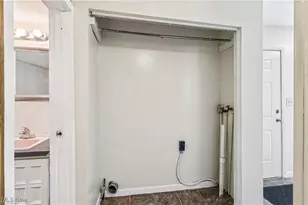 1254 Welsh Ave, Akron, OH 44314 - Photo 9