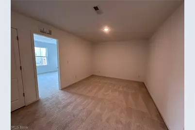 5076 Shepherds Glen, Willoughby, OH 44094 - Photo 13