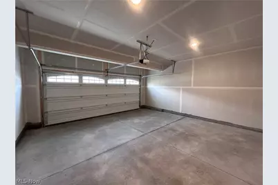 5076 Shepherds Glen, Willoughby, OH 44094 - Photo 17