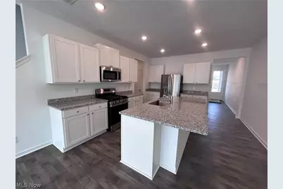 5076 Shepherds Glen, Willoughby, OH 44094 - Photo 5