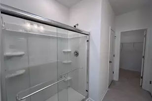 5081 Shepherds Gln, Willoughby, OH 44094 - Photo 11