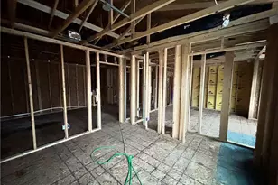 5082 Shepherds Gln, Willoughby, OH 44094 - Photo 9