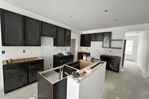 5083 Shepherds Gln, Willoughby, OH 44094 - Photo 3