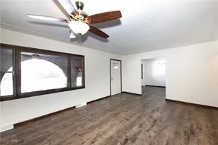 428 Gaston Rd, Weirton, WV 26062 - Photo 3
