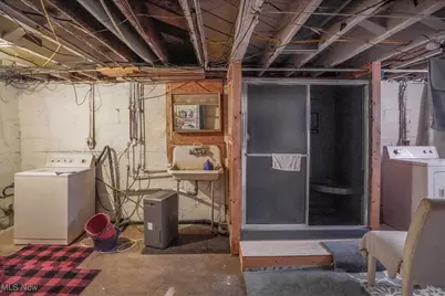 1521 Gibbs Avenue NE, Canton, OH 44705 - Photo 19