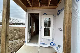 5084 Shepherds Gln, Willoughby, OH 44094 - Photo 3