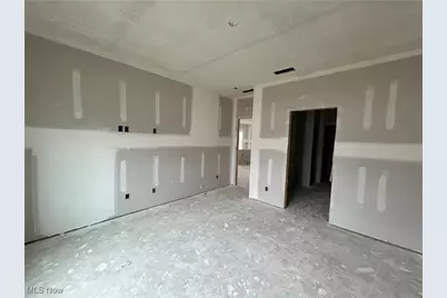 5085 Shepherds Glen, Willoughby, OH 44094 - Photo 9