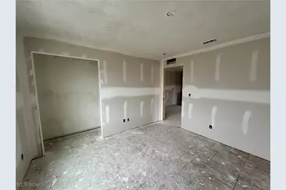 5085 Shepherds Glen, Willoughby, OH 44094 - Photo 7