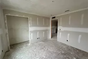 5085 Shepherds Gln, Willoughby, OH 44094 - Photo 7