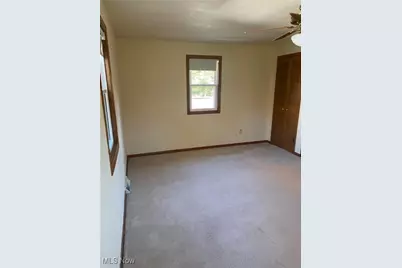 35755 Miles Road, Moreland Hills, OH 44022 - Photo 25