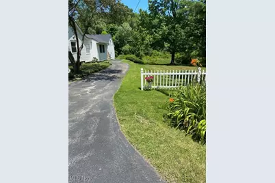 35755 Miles Road, Moreland Hills, OH 44022 - Photo 3