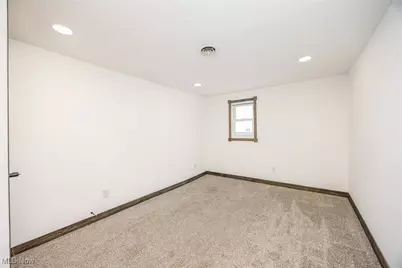 395 Main Street, Waterford, OH 45786 - Photo 25