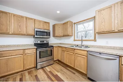 395 Main Street, Waterford, OH 45786 - Photo 13