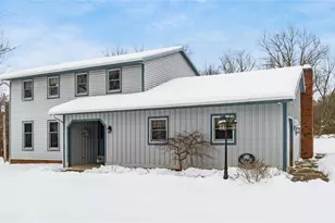 3830 Michael Ln, Zanesville, OH 43701 - Photo 1