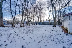 870 Parkway Blvd, Alliance, OH 44601 - Photo 3