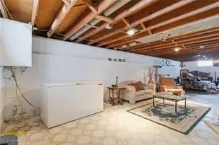 4011 Crest Dr, Loveland, OH 44109 - Photo 25