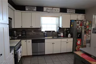 277 Furda Ln, Wintersville, OH 43953 - Photo 5