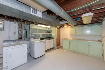 17001 Laverne Avenue, Loveland, OH 44135 - Photo 33