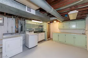 17001 Laverne Ave, Loveland, OH 44135 - Photo 33