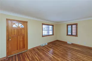 17001 Laverne Ave, Loveland, OH 44135 - Photo 11