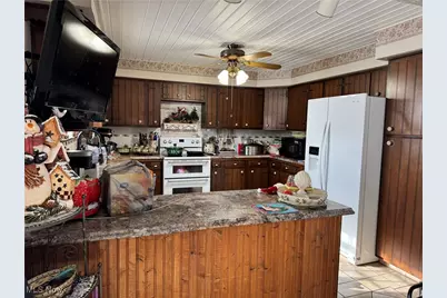 10004 Candy Road, Cambridge, OH 43725 - Photo 11