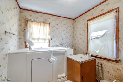 1045 Pittsburgh Avenue, Wooster, OH 44691 - Photo 13