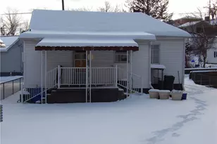 477 W 39th St, Shadyside, OH 43947 - Photo 5