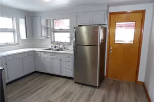 477 W 39th St, Shadyside, OH 43947 - Photo 13