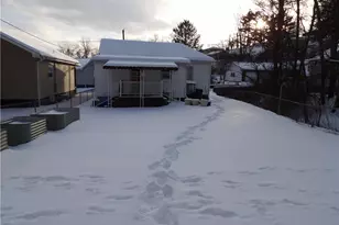 477 W 39th St, Shadyside, OH 43947 - Photo 27