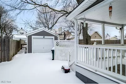 241 24th Street NW, Barberton, OH 44203 - Photo 21