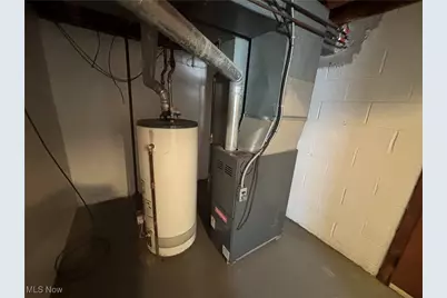 2441 45th Street NW, Canton, OH 44709 - Photo 11