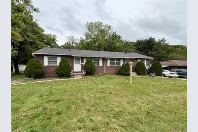 2441 45th Street NW, Canton, OH 44709 - Photo 1