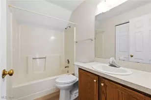 1664 Stone Creek Ln, Twinsburg, OH 44087 - Photo 27