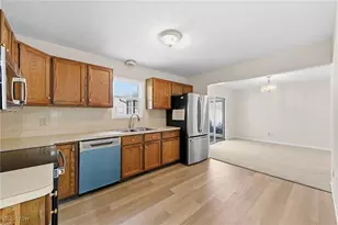 1664 Stone Creek Ln, Twinsburg, OH 44087 - Photo 21