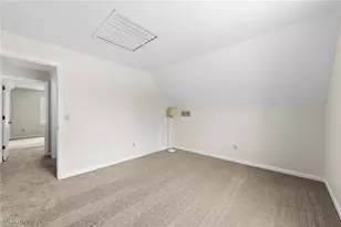 1664 Stone Creek Ln, Twinsburg, OH 44087 - Photo 23