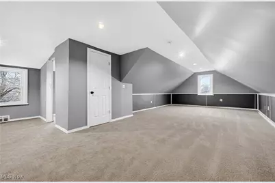 1090 Hillstone Road, Cleveland Heights, OH 44121 - Photo 13