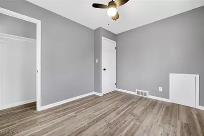 1090 Hillstone Road, Cleveland Heights, OH 44121 - Photo 23