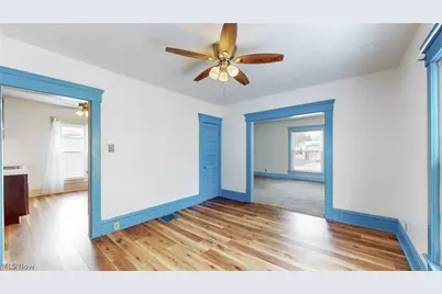 2411 8th Street, Cuyahoga Falls, OH 44221 - Photo 9