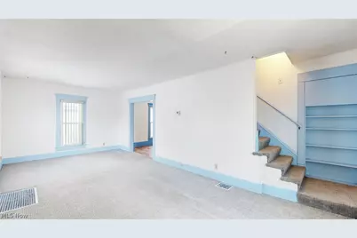 2411 8th Street, Cuyahoga Falls, OH 44221 - Photo 5