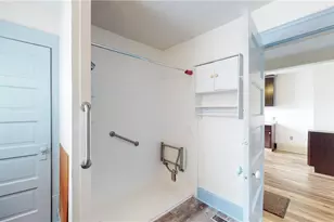 2411 8th St, Cuyahoga Falls, OH 44221 - Photo 19