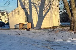 450 Allyn St, Akron, OH 44304 - Photo 9