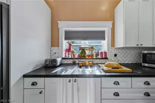 2430 S Hametown Rd, Norton, OH 44203 - Photo 13