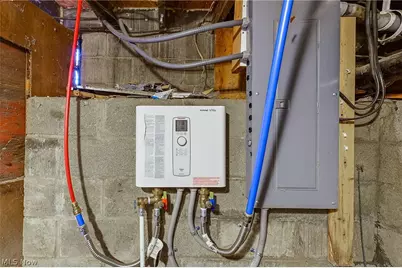 2430 S Hametown Road, Norton, OH 44203 - Photo 29