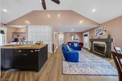 2430 S Hametown Road, Norton, OH 44203 - Photo 3