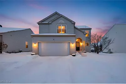 558 Lenox Court, Grandview Heights, OH 44147 - Photo 1